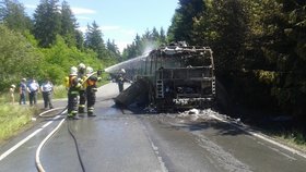 Na Plzeňsku shořel autobus, vezl školáky