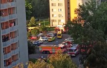 V Bohumíně zemřelo při požáru deset lidí:  Lidé před plameny skákali z oken