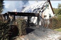 V Bušíně na Šumpersku hořel rodinný dům, při požáru se zranila jedna osoba