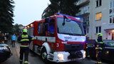 Požár v Letňanech: Oheň zdevastoval byt na sídlišti, příčina je v šetření