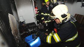 Hasiči zasahovali při požáru bytu v Malířské ulici.