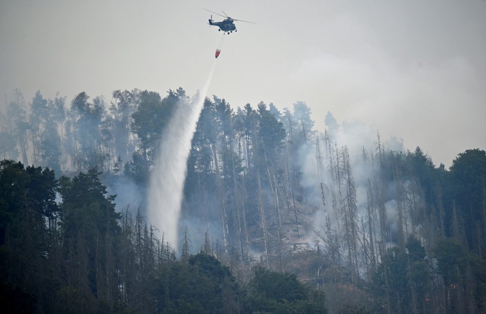 Pohled na požár z německé strany poblíž obce Schmilka