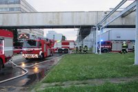 Ráno hořela galvanovna v Uherském Hradišti: Škoda dosáhla 10 milionů