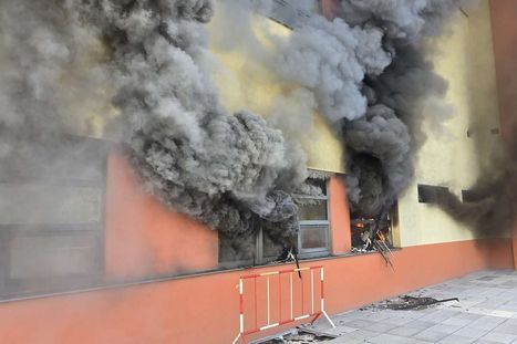 Obrázek: Požár samoobsluhy v Praze 6! Hasiči vyhlásili druhý stupeň poplachu, prodejnu evakuovali