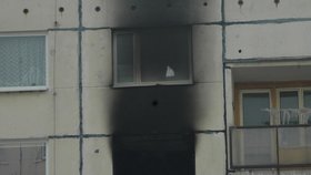 Jiří R. zapálil byt a skočil z balkonu. Motiv jeho šíleného činu policisté zatím neznají