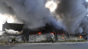 V Liticích ve čtvrtek hořelo v areálu firmy s výčepní a gastro technikou.