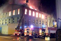 V Loděnici na Berounsku hořela výrobní hala!