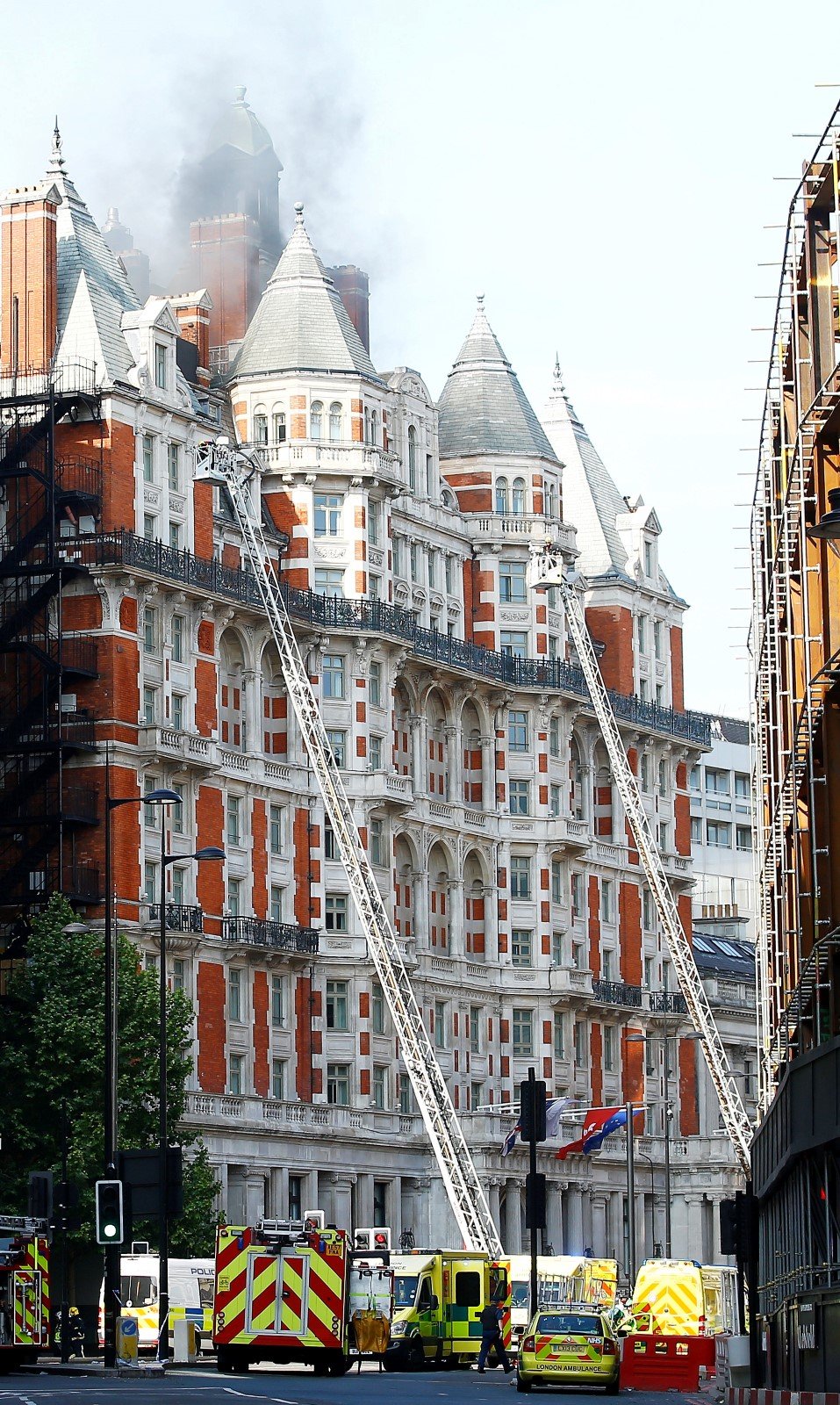 Požár hotelu Mandarin Orient v Londýně