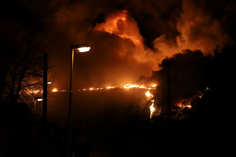 Mohutný požár v Mladé Boleslavi (29. 1. 2022)