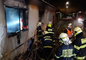 V Našiměřicích na Znojemsku zemřel při požáru rodinného domu muž (†69).