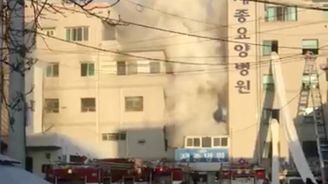 Nejhorší požár za více než desetiletí. V jihokorejské nemocnici zahynuly desítky lidí 