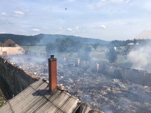 Požár výrobny nábytku v Milíkově na Jablunkovsku způsobil škodu za zhruba 15 milionů.