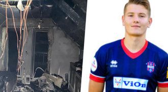 Mikulášský večer se zvrhl v ohnivé peklo: Fotbalistu Gambošovi zachránil život pes!