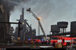 V areálu ocelářského gigantu ArcelorMittal Ostrava hořelo. Dým byl vidět na kilometry daleko.