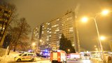 V Praze hořel věžák: Plameny zachvátily byt v 17. patře