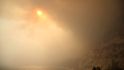 Při lesních požárech v Řecku zahynulo nejméně 50 lidí