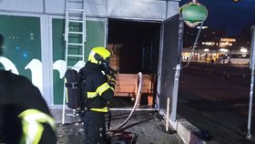 Muž úmyslně zapálil bar ve Zlíně.