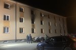 Hořelo v domě s pečovatelskou službou: Čtyři lidé skončili v nemocnici