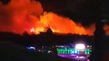 Dovolenkový ráj Čechů v plamenech. Na chorvatském ostrově evakuovali 10 tisíc lidí