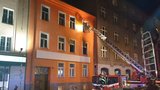 V Karlíně hořel hostel! 16 lidí evakuovali