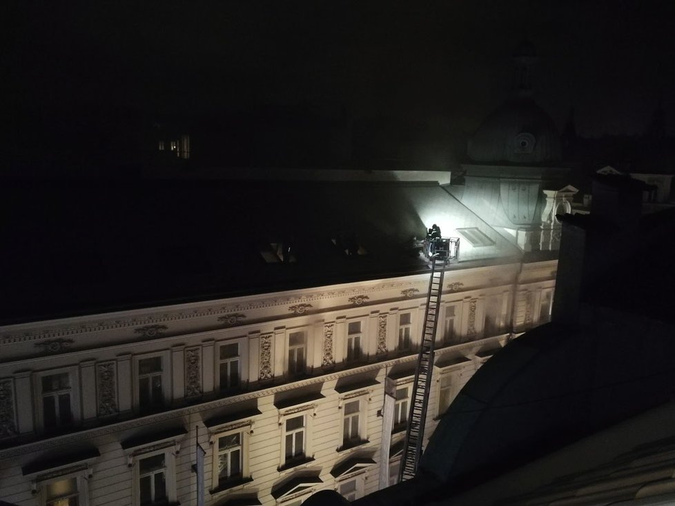 Požár hotelu v centru Prahy propukl 20. ledna 2018.