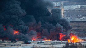 Na Sibiři hořelo v továrně na strategické rakety