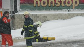 Na místě zasahovalo šest hasičských jednotek