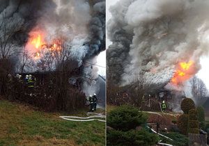 Liberečtí hasiči likvidovali požár dřevěné roubenky: V plamenech zahynul senior