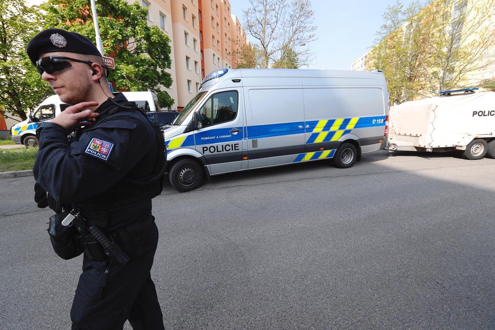 V bytě na jihu Prahy byla po požáru nalezena mrtvá žena, vyšetřování vedla mordparta.