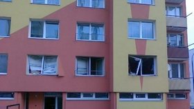 Po uhašení požáru našli hasiči v bytě v Týně n. Vltavou mrtvého.