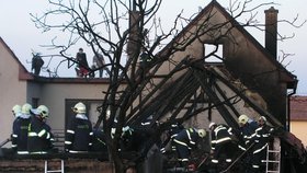 Při požáru stodoly na Blanensku, kterou podpálily děti, zasahovalo devět hasičských jednotek.