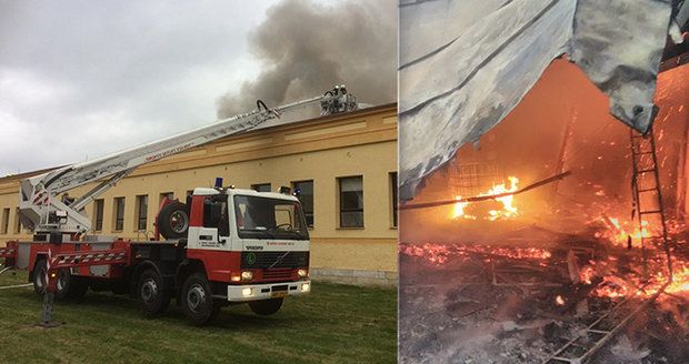 Desítky hodin boje s ohnivým peklem na Náchodsku: Škoda přes 100 milionů! 