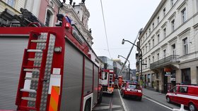 Na místě zasahovalo několik hasičských jednotek