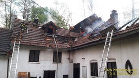 Požár poničil usedlost v Olší na jihu Plzeňska.