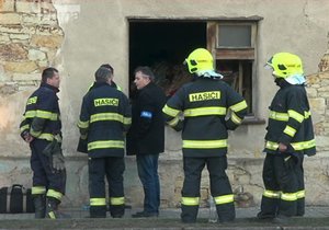 Při požáru na Litoměřicku zemřela majitelka domu.
