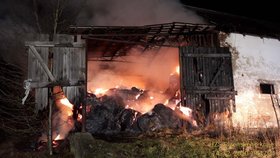 Požár zemědělského objektu ve Všerubech na Domažlicku