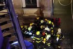Resuscitace při sobotním požáru hotelu v Náplavní
