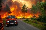 Ničivé požáry na jihu Francie (16.7.2022)