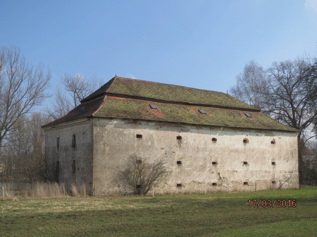 Sýpka v Měcholupech u Předslavi