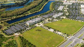PPF odhalila realitní plány v USA. Na Floridě chce vybudovat tisíce domů, kanceláře a hotel