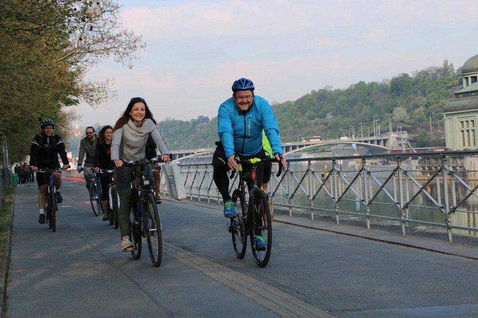 Do soutěže Do práce na kole se zapojil například i pražský radní pro dopravu, starosta Prahy 4 nebo ministr dopravy.