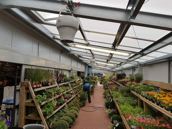 Až 30% úspora nákladů na vytápění? Řešení pro haly, sklady i sportoviště má jméno: Destratifikace Až 30% úspora nákladů na vytápění? Řešení pro haly, sklady i sportoviště má jméno: Destratifikace