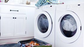 Zbavte svoji pračku staré špíny a zápachu!   