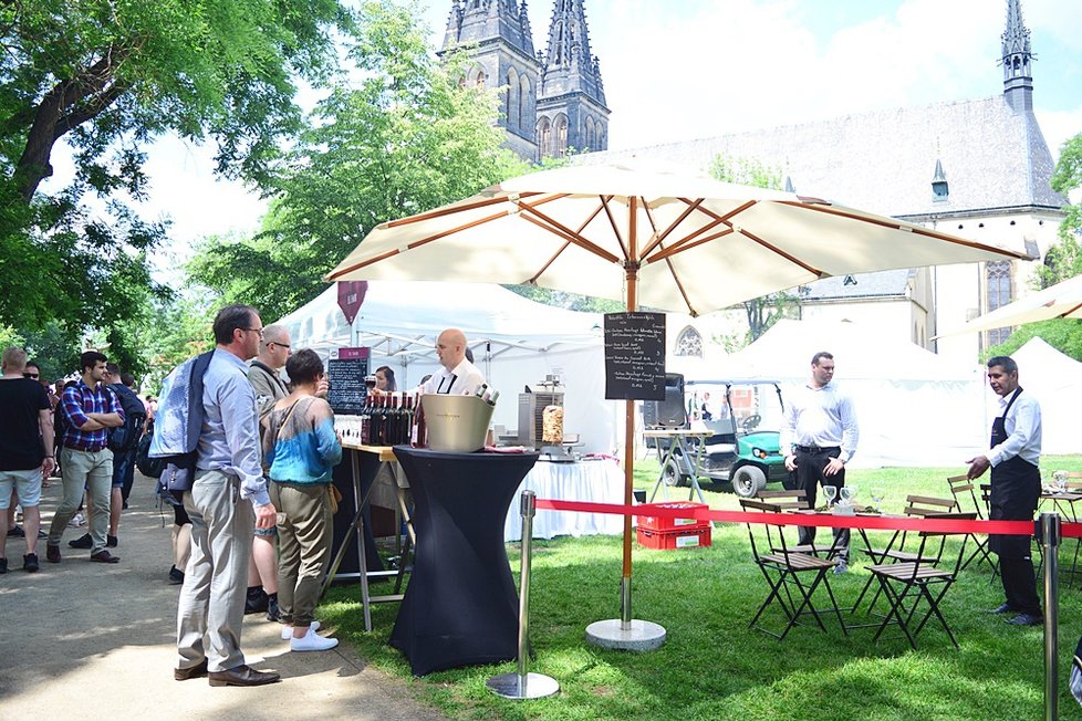 Prague food festival nabízí možnost ochutnat jídla z 22 vyhlášených restaurací.