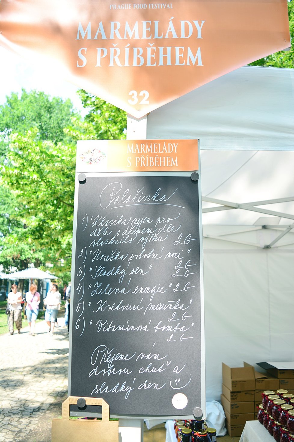 Prague Food Festival nabízí možnost ochutnat jídla z 22 vyhlášených restaurací.