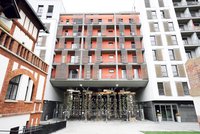Prague Marina je (prý) už bezpečná: Luxusní byty podepírají železné sloupy