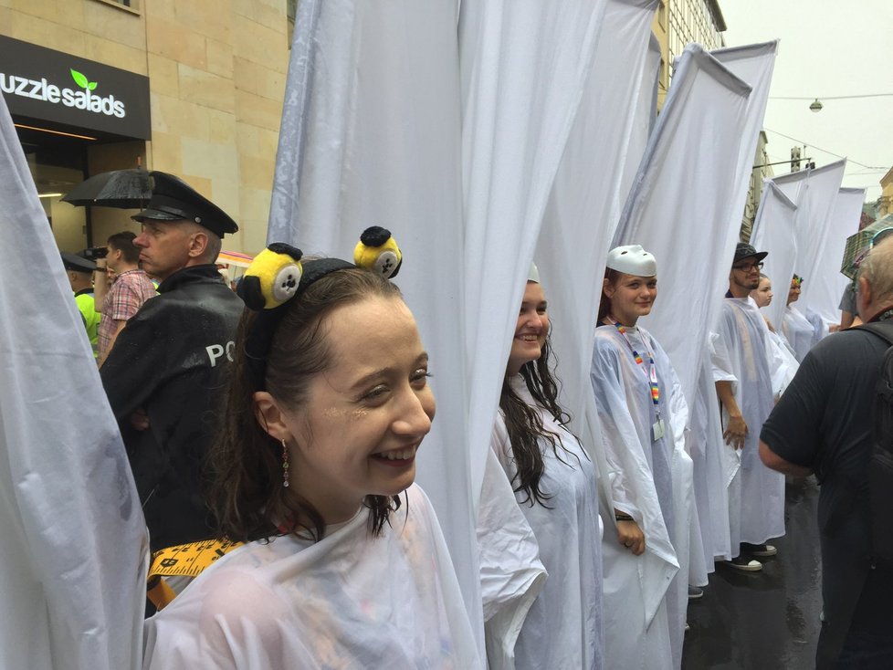 Pochod Prague Pride 2019 narušili pravicoví extremisté.