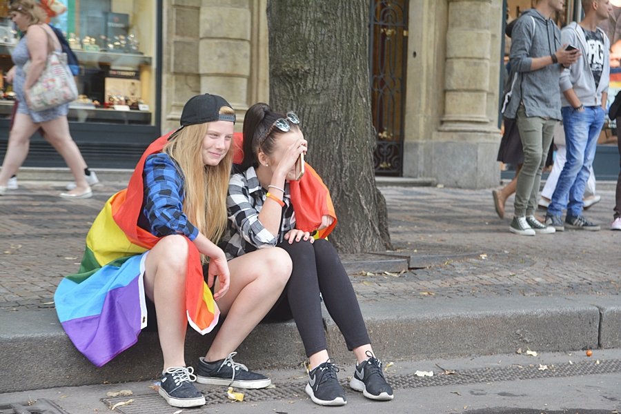 Prague Pride letos přilákalo ještě víc lidí. V průvodu jich bylo okolo 35 tisíc.