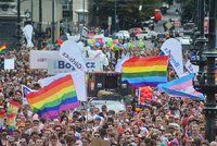 ANKETA: Co přimělo návštěvníky přijít na Prague Pride?