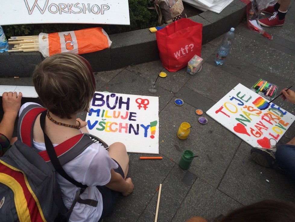 Průvod Prague Pride